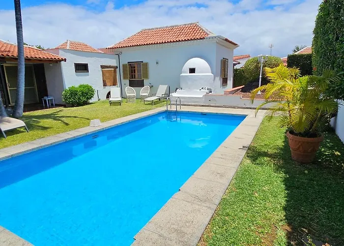 La Paz Villa