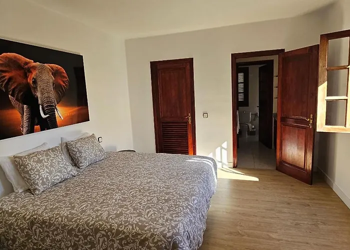 La Paz Villa *